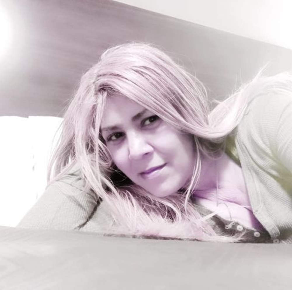 Meet your Posher, Yanira